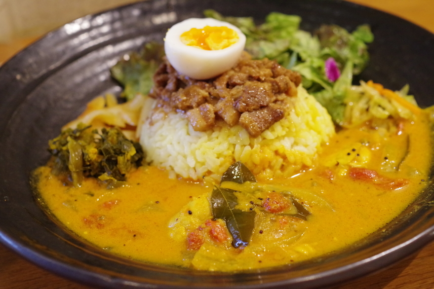 全国のカレー好き必見！今こそ行きたいカレー店100軒の画像