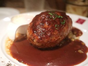 〈占い〉1月31日は月食の満月！16日間は“真ん丸”と“贅沢な朝食”で運気UPの画像