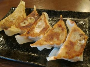 １年365日餃子を食べている広告マンが考えた“キラキラ女子”を連れて行くならこの餃子！の画像
