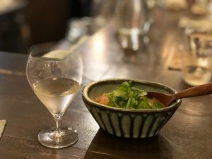 シャンパンから日本酒へ！ おしゃれ業界人たちが日本酒とおいしいつまみに群がる理由の画像