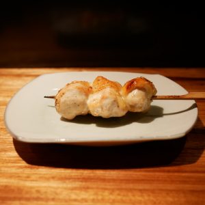 食通が魅せられた「今月の一皿」。魂を込めた焼き鳥に感嘆の画像