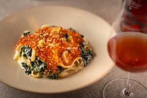 人気メニューはいくらたっぷりのパスタ！ 中目黒で自然派ワインとイタリアンを満喫の画像