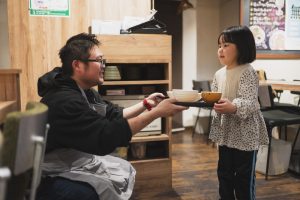 「こども食堂」の新モデル。飲食店が主体だからこそ継続できる理由とは？の画像