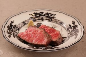 この記事を読んだ人は予約OK！ 西麻布に現れたVIP気分を味わえる紹介制のお店の画像