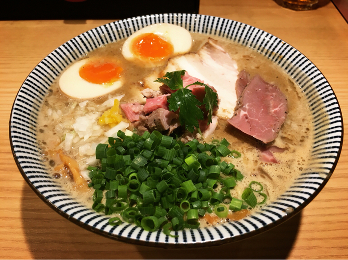 ラーメン 百名店 2018発表！
                      
                      プロが教えるまず食べるべき一杯！
                      
                      （東京編）